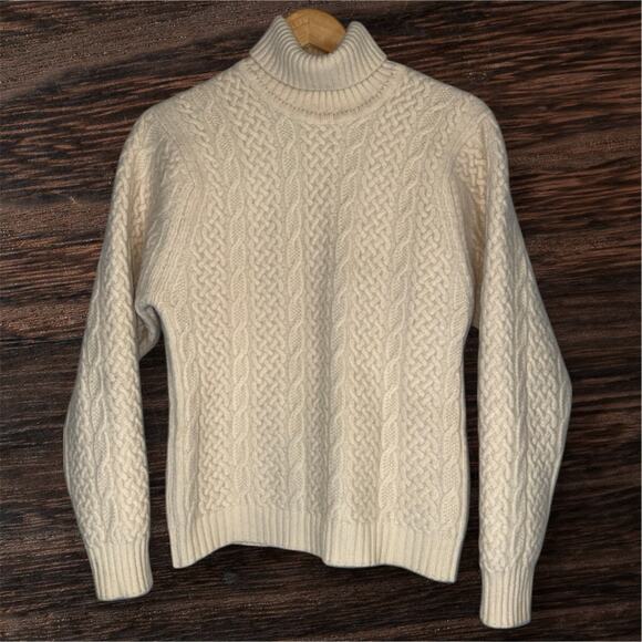Vintage Cream Soft Cashmere Turtle Neck Cable Knit Scottish Sweater WomensMedium - Picture 1 of 7